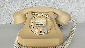 Original Schweizer Telefon crème