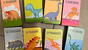 Set di 8 libri dinosauri 