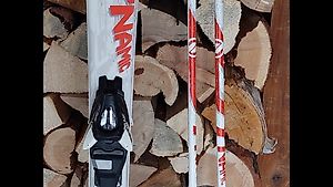 Ski Dynamic 120 und Skistöcke 40"