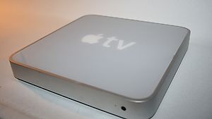 AppleTV 1. Generation 140GB inkl. Apple remote