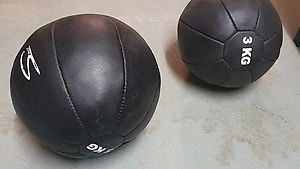 Medizinball aus Leder 5kg