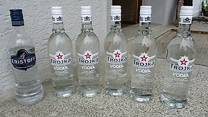 6x Vodka TROJKA + 1x Wodka ERISTOFF France - TOP!