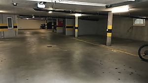 Parkplatz / Tiefgaragenparkplatz zu vermieten