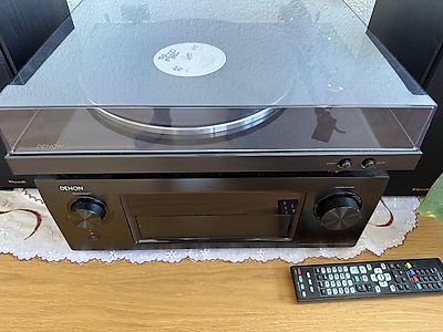 Denon AVR X4100W + Plattenspieler DP-300f + Ortofon 2M Red