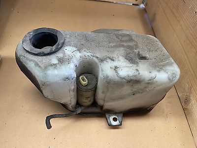 VW Bus T3 Wischwasserbehälter mit Pumpe