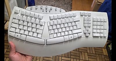 Ergonomische Tastatur